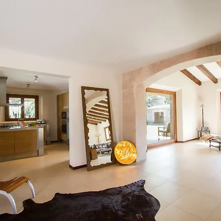 Villa Sleeps 12 Pool Air Con Wifi *