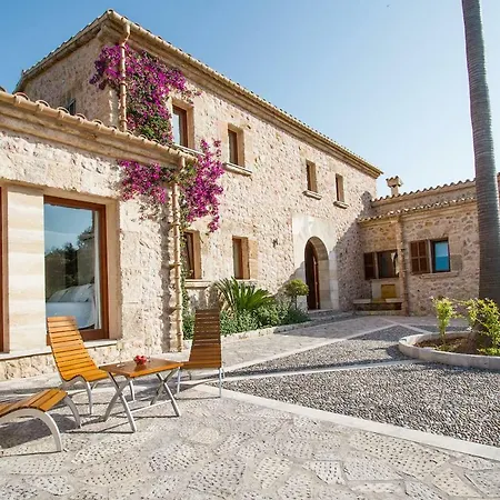 Villa Sleeps 12 Pool Air Con Wifi