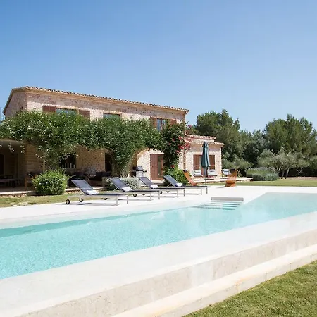 Sleeps 12 Pool Air Con Wifi